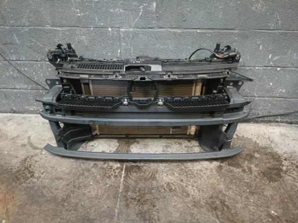 FACE AVANT VW - Vue 1